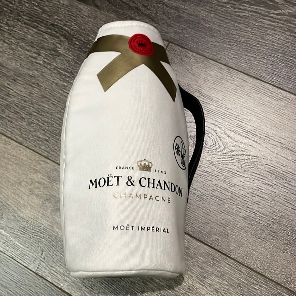 Moët & Chandon Ice Jacket - Picture 2 of 9